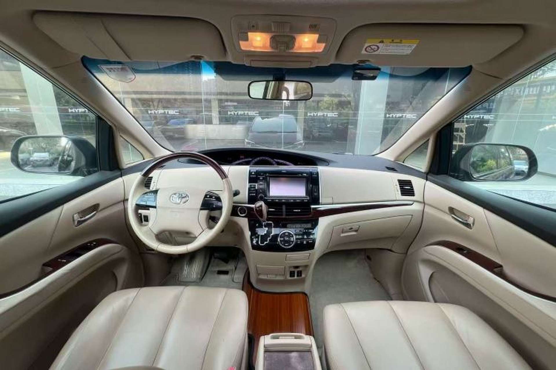 Used Toyota Previa 2012 2.4L 7-Seater Luxury Edition Interior 2
