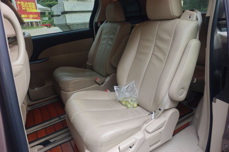 Used Toyota Previa 2012 2.4L 7-Seater Luxury Edition Left Rear Seat