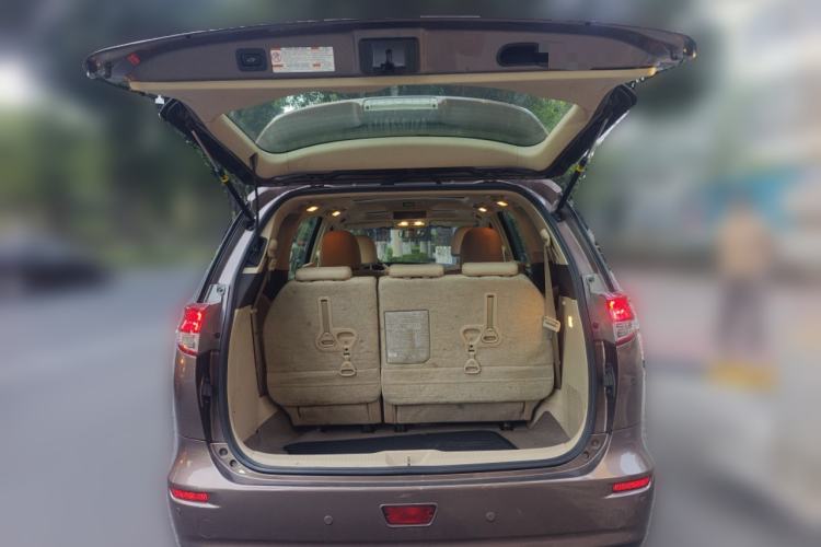 Used Toyota Previa 2012 2.4L 7-Seater Luxury Edition Trunk