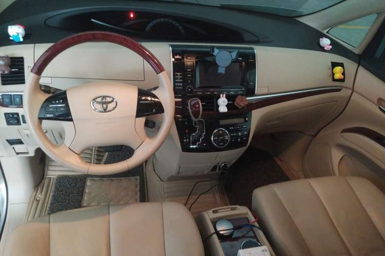 Used Toyota Previa 2012 2.4L 7-Seater Luxury Edition Center Console
