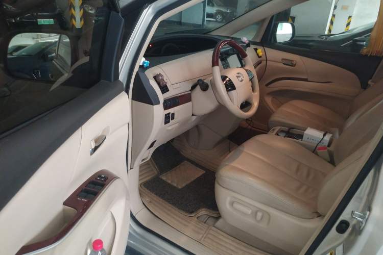 Used Toyota Previa 2012 2.4L 7-Seater Luxury Edition Driver Seat