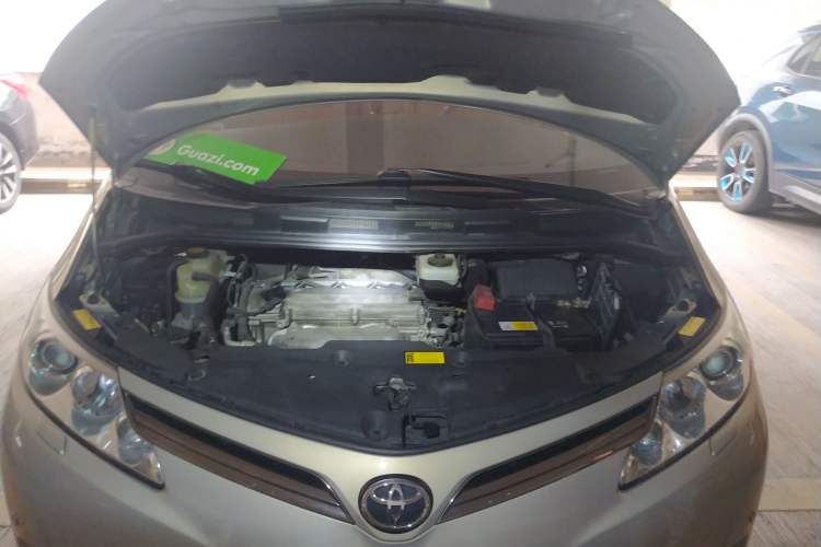Used Toyota Previa 2012 2.4L 7-Seater Luxury Edition Engine Bay