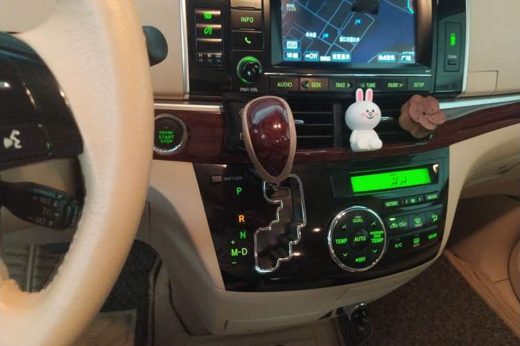 Used Toyota Previa 2012 2.4L 7-Seater Luxury Edition Gear Lever