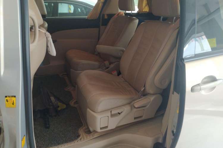 Used Toyota Previa 2012 2.4L 7-Seater Luxury Edition Left Rear Seat