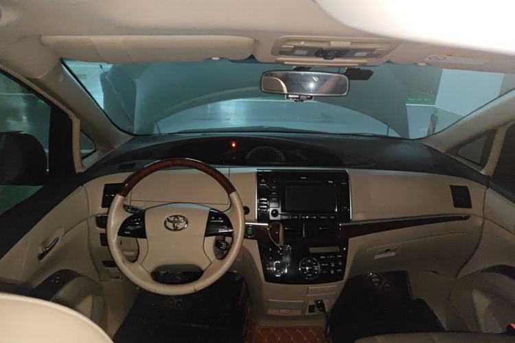 Used Toyota Previa 2012 2.4L 7-Seater Luxury Edition Center Console