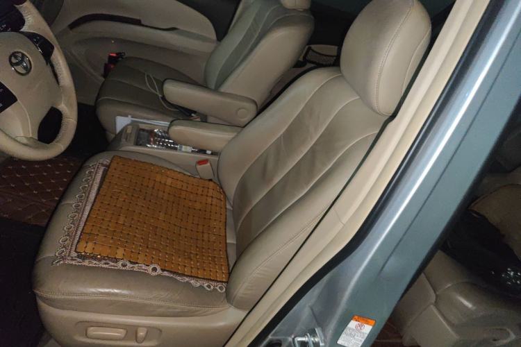 Used Toyota Previa 2012 2.4L 7-Seater Luxury Edition Left Front Seat