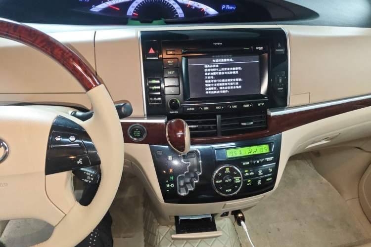 Used Toyota Previa 2012 2.4L 7-Seater Luxury Edition Audio And AC Panel