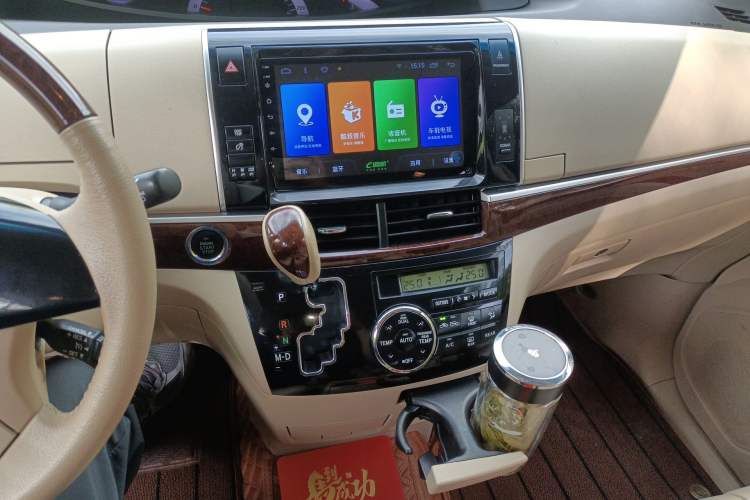 Used Toyota Previa 2012 2.4L 7-Seater Standard Edition Audio And AC Panel