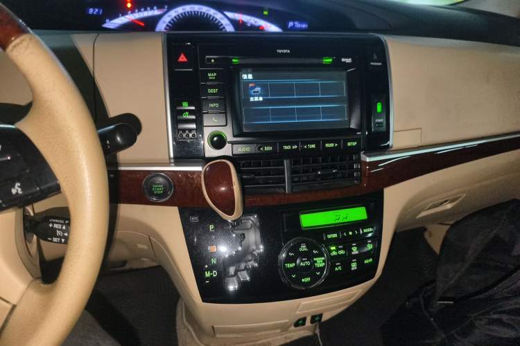 Used Toyota Previa 2012 2.4L 7-Seater Luxury Edition Audio And AC Panel
