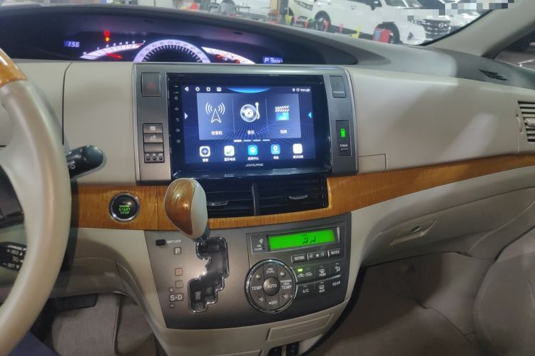 Used Toyota Previa 2012 2.4L 7-Seater Luxury Edition Audio And AC Panel