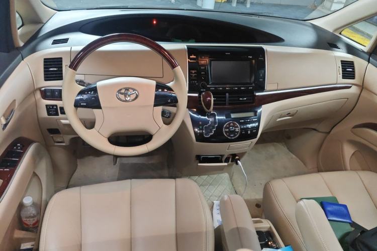 Used Toyota Previa 2012 2.4L 7-Seater Luxury Edition Center Console