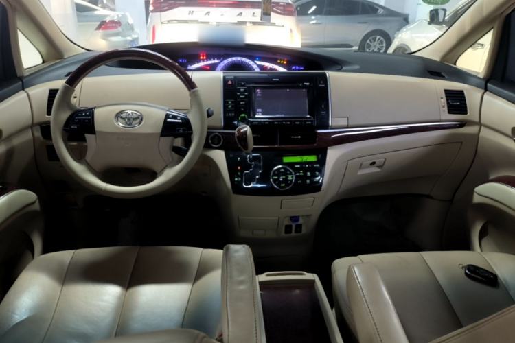 Used Toyota Previa 2012 2.4L 7-Seater Luxury Edition Center Console
