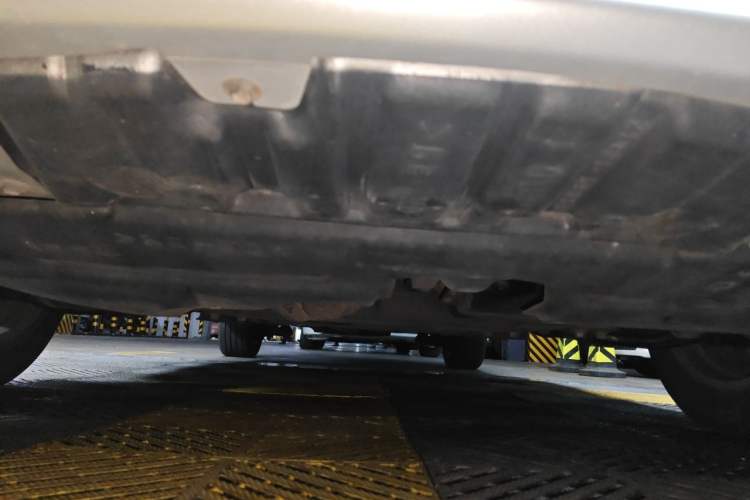 Used Toyota Previa 2012 2.4L 7-Seater Luxury Edition Chassis Front