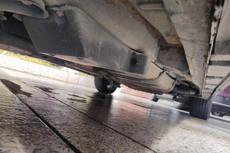 Used Toyota Previa 2012 2.4L 7-Seater Standard Edition Chassis Front Left