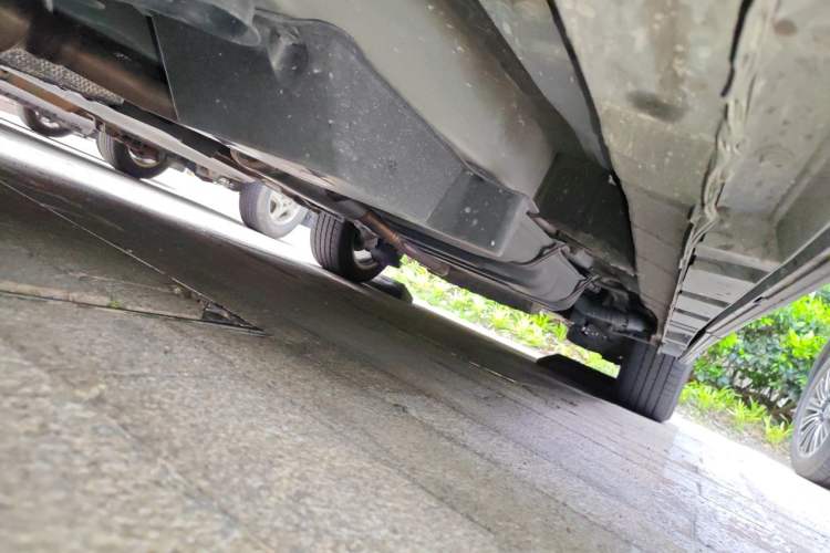Used Toyota Previa 2012 2.4L 7-Seater Luxury Edition Chassis Front Left