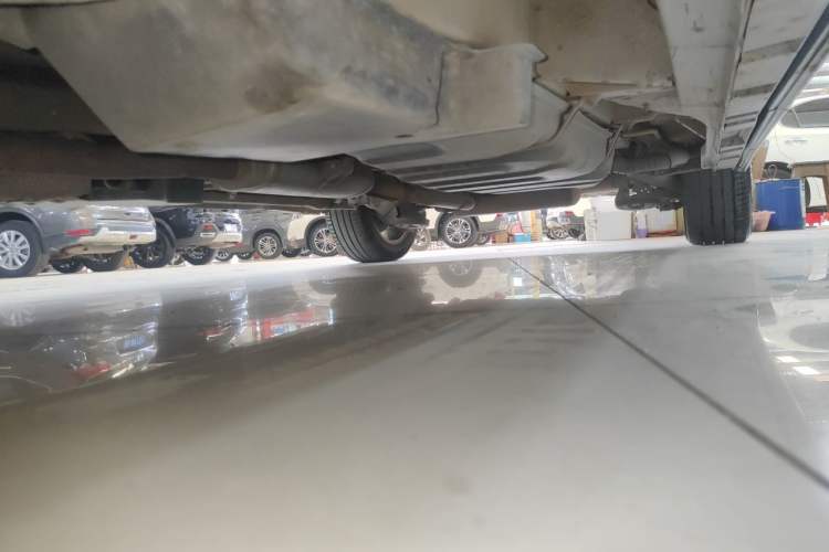 Used Toyota Previa 2012 2.4L 7-Seater Luxury Edition Chassis Front Left