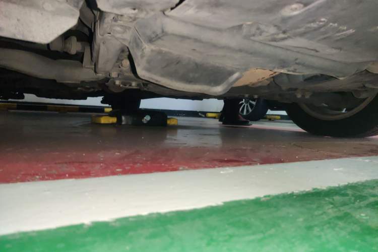 Used Toyota Previa 2012 2.4L 7-Seater Luxury Edition Chassis Front Right