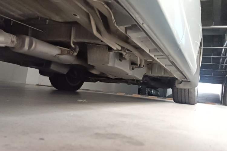 Used Toyota Previa 2012 3.5L 7-Seater Luxury Version Chassis Rear Right