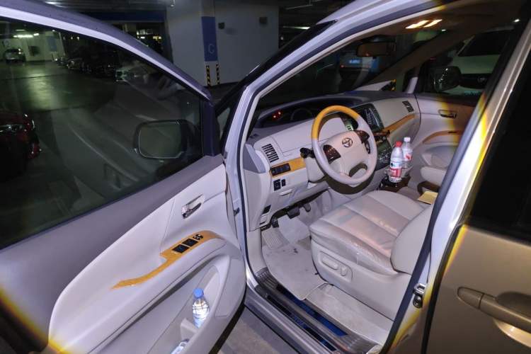 Used Toyota Previa 2012 2.4L 7-Seater Luxury Edition Driver Seat