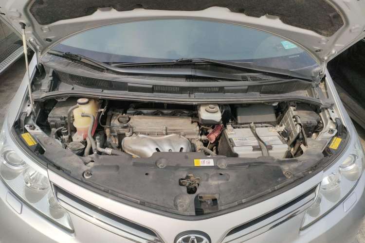 Used Toyota Previa 2012 2.4L 7-Seater Luxury Edition Engine Bay