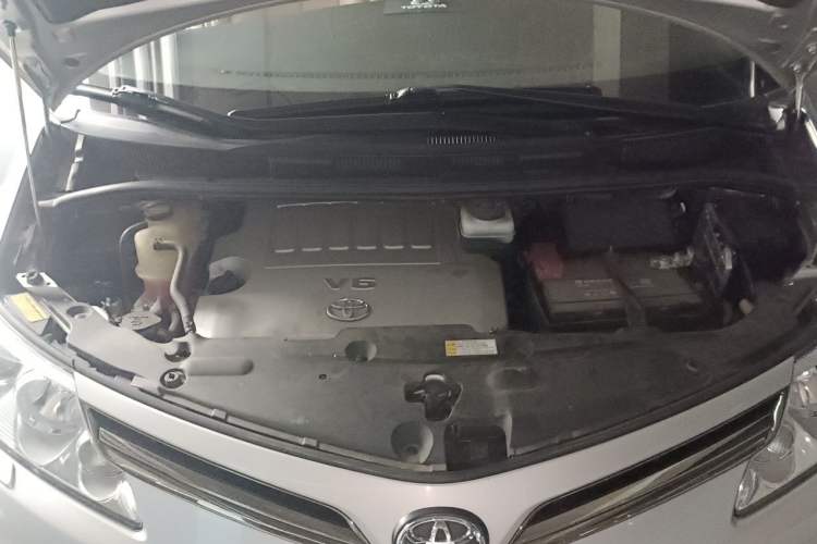 Used Toyota Previa 2012 3.5L 7-Seater Luxury Version Engine Bay