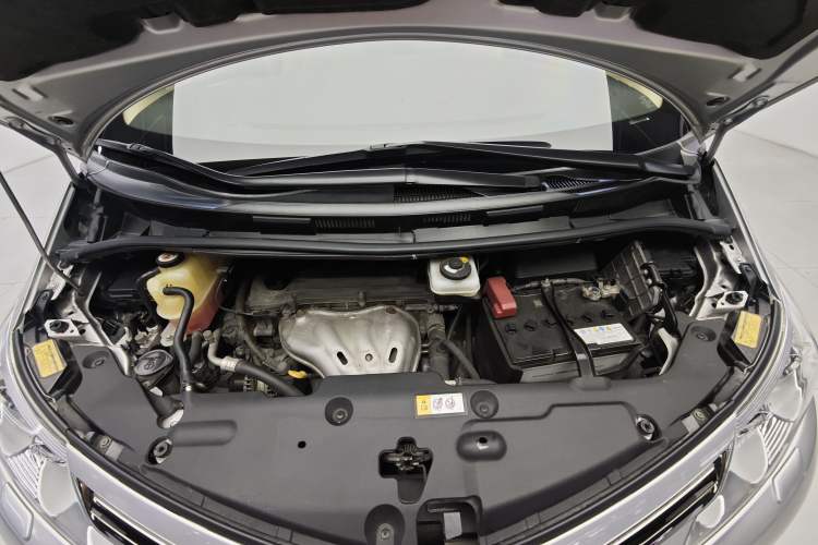 Used Toyota Previa 2012 2.4L 7-Seater Luxury Edition Engine Bay