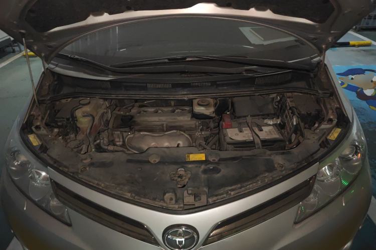 Used Toyota Previa 2012 2.4L 7-Seater Luxury Edition Engine Bay