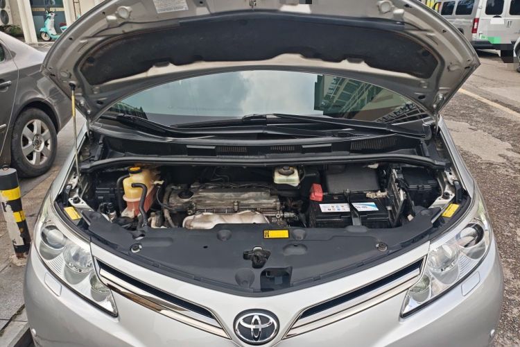 Used Toyota Previa 2012 2.4L 7-Seater Luxury Edition Engine Bay