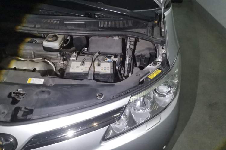 Used Toyota Previa 2012 2.4L 7-Seater Luxury Edition Engine Bay Left