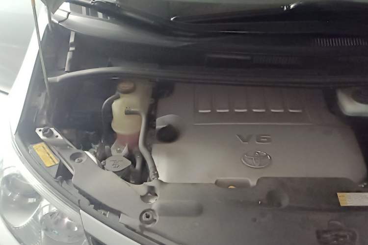 Used Toyota Previa 2012 3.5L 7-Seater Luxury Version Engine Bay Right