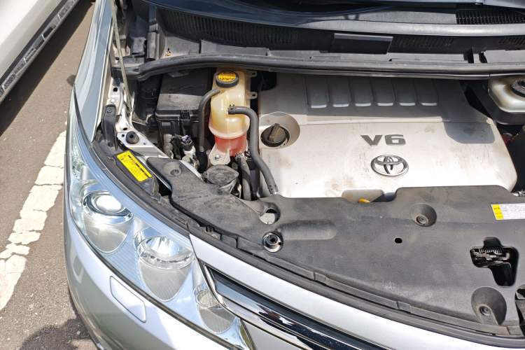 Used Toyota Previa 2012 3.5L 7-Seater Luxury Version Engine Bay Right