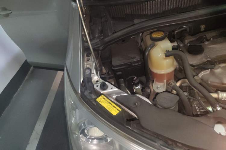 Used Toyota Previa 2012 2.4L 7-Seater Standard Edition Engine Bay Right