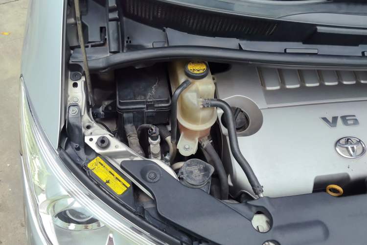 Used Toyota Previa 2012 3.5L 7-Seater Luxury Version Engine Bay Right