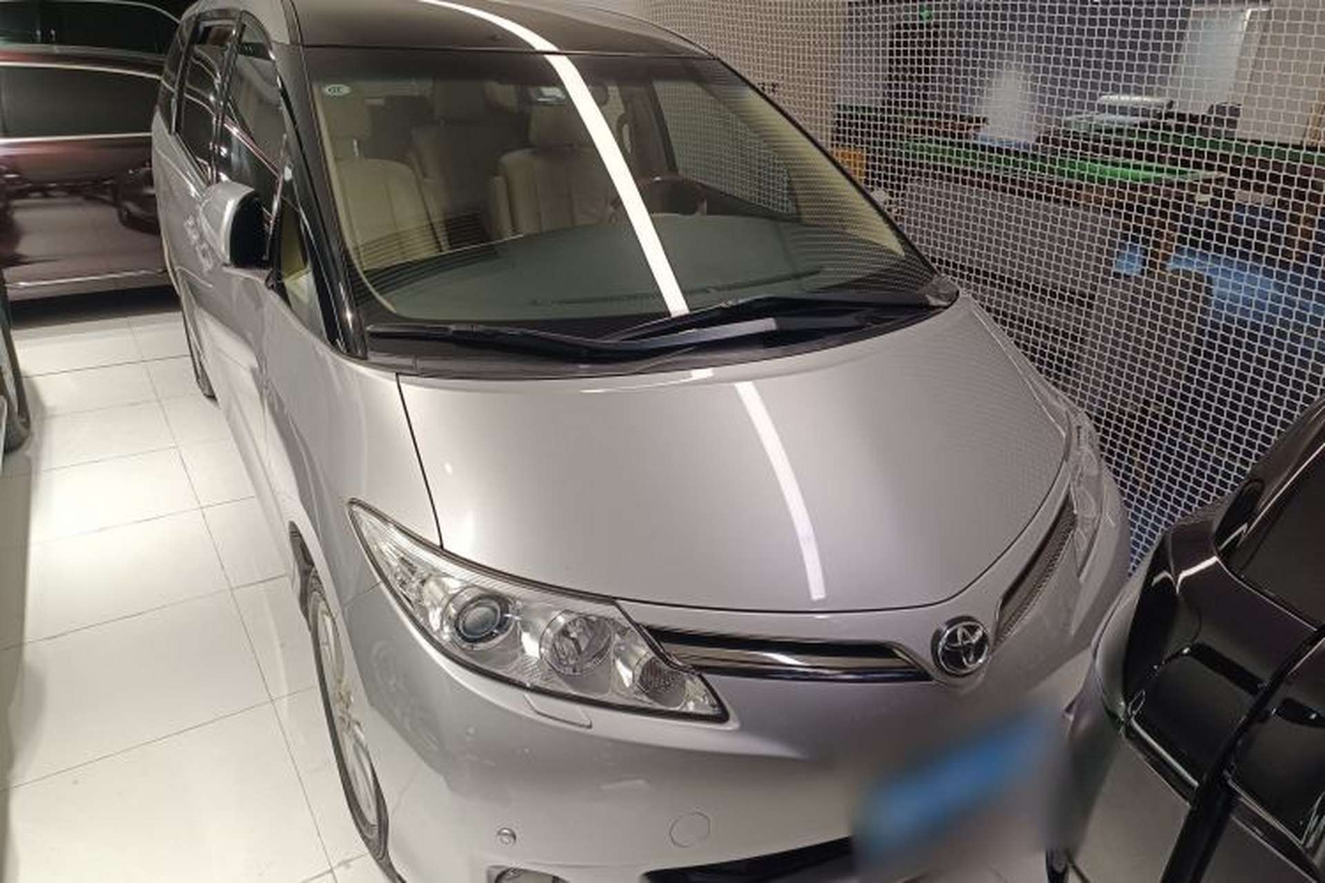 Used Toyota Previa 2012 2.4L 7-Seater Luxury Edition Front