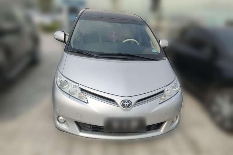 Used Toyota Previa 2012 2.4L 7-Seater Luxury Edition Front