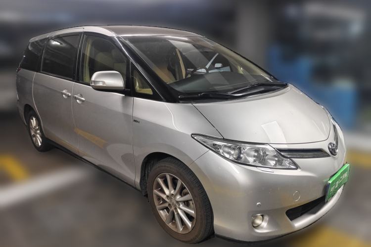 Used Toyota Previa 2012 2.4L 7-Seater Luxury Edition Front Right 45 Deg