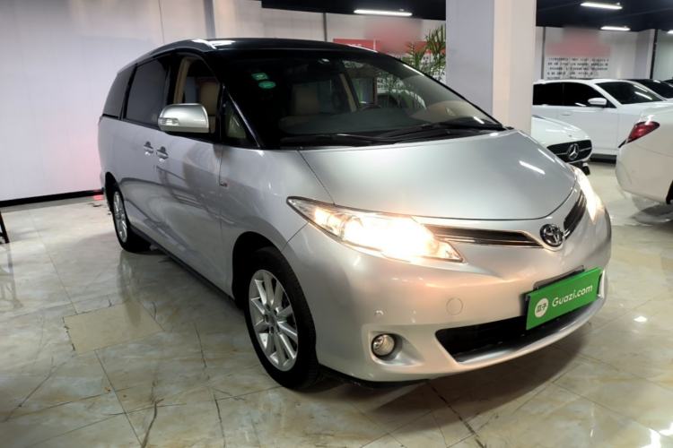 Used Toyota Previa 2012 2.4L 7-Seater Luxury Edition Front Right 45 Deg