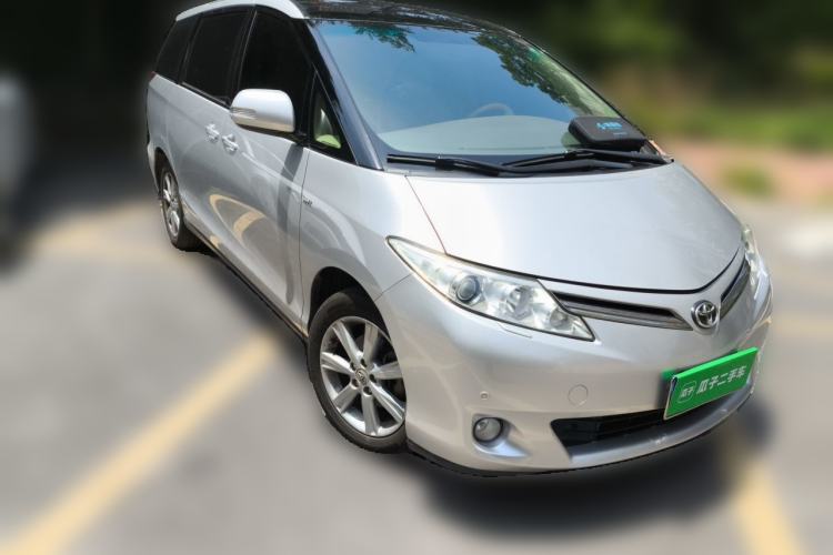 Used Toyota Previa 2012 2.4L 7-Seater Luxury Edition Front Right 45 Deg
