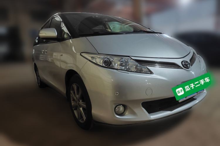 Used Toyota Previa 2012 2.4L 7-Seater Luxury Edition Front Right 45 Deg