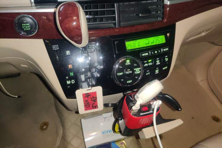 Used Toyota Previa 2012 2.4L 7-Seater Luxury Edition Gear Lever