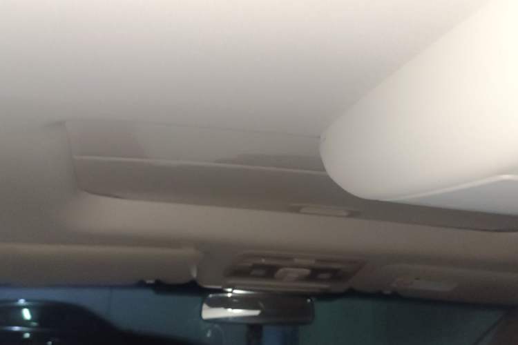 Used Toyota Previa 2012 3.5L 7-Seater Luxury Version Headliner