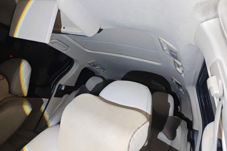 Used Toyota Previa 2012 2.4L 7-Seater Luxury Edition Headliner