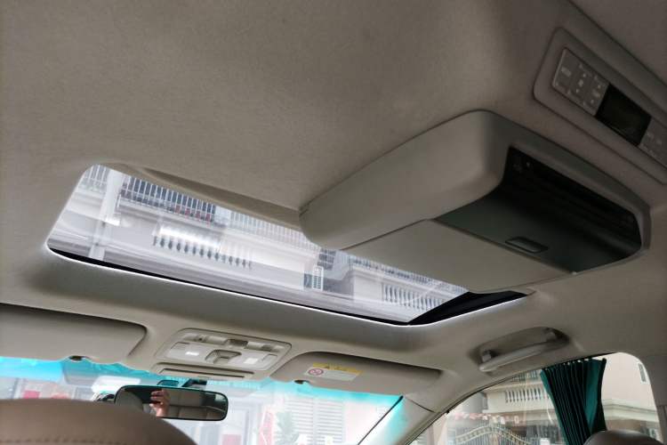 Used Toyota Previa 2012 2.4L 7-Seater Luxury Edition Headliner