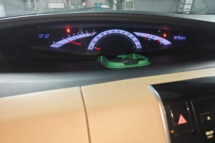 Used Toyota Previa 2012 2.4L 7-Seater Luxury Edition Instrument Cluster