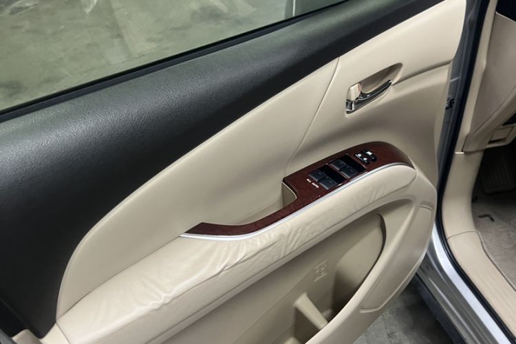 Used Toyota Previa 2012 2.4L 7-Seater Luxury Edition Interior 11