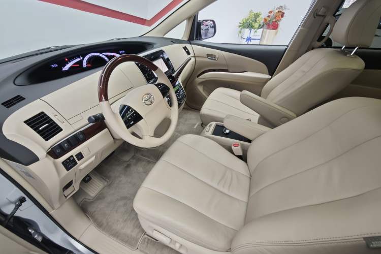 Used Toyota Previa 2012 2.4L 7-Seater Luxury Edition Interior 2