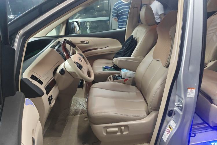 Used Toyota Previa 2012 2.4L 7-Seater Luxury Edition Left Front Seat
