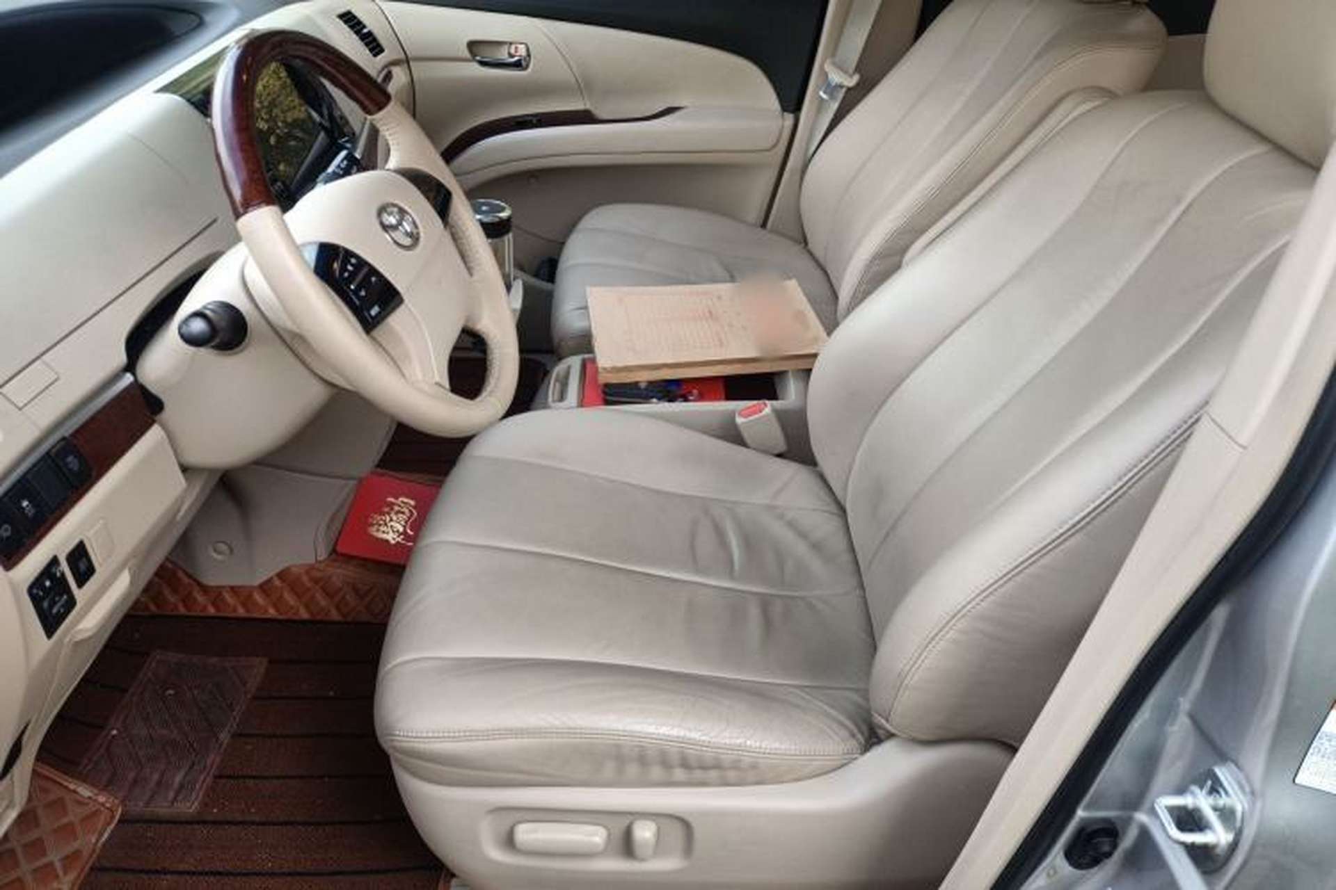 Used Toyota Previa 2012 2.4L 7-Seater Standard Edition Left Front Seat