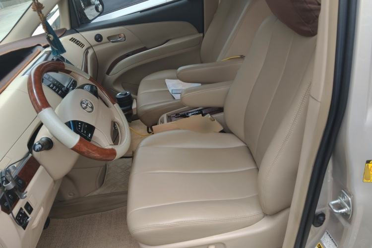 Used Toyota Previa 2012 2.4L 7-Seater Luxury Edition Left Front Seat