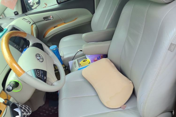 Used Toyota Previa 2012 3.5L 7-Seater Luxury Version Left Front Seat